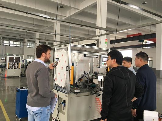 スロットコンムーター下切断機 ミカ INDUZIDO サプライヤー